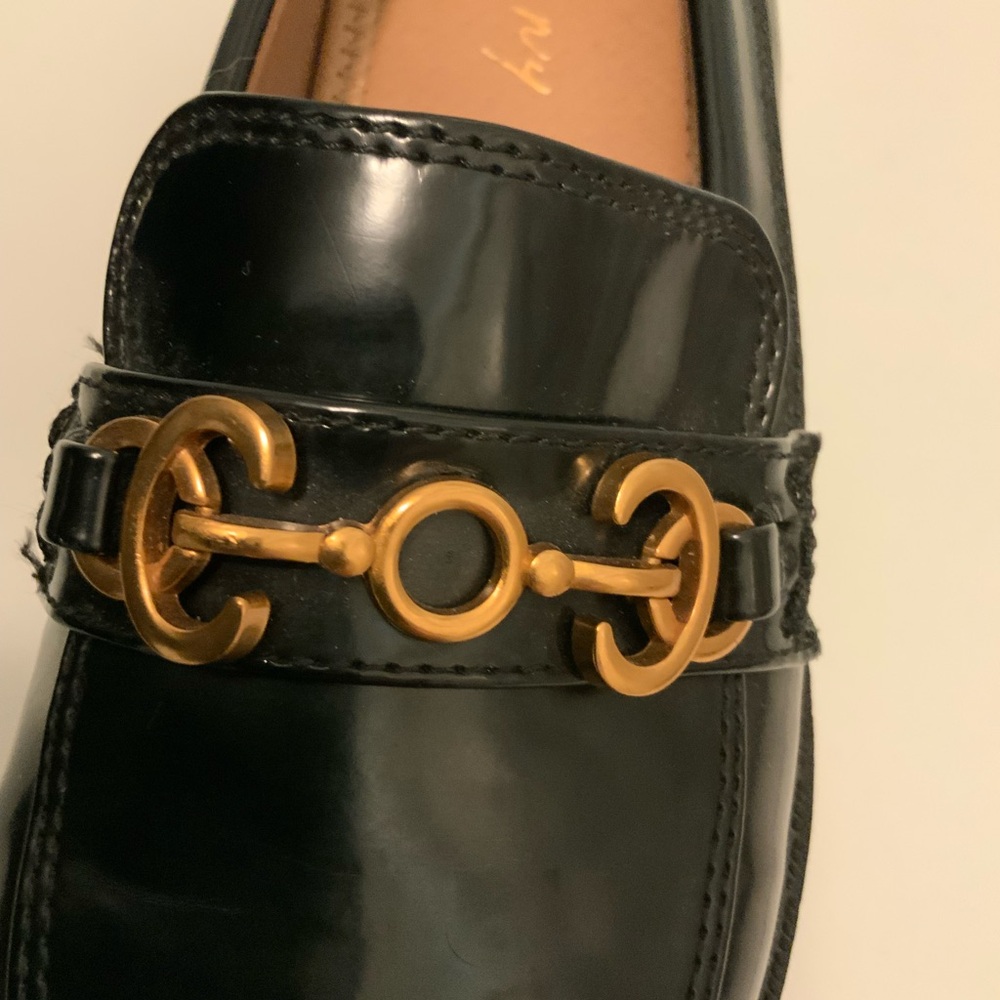NWOT Sam Edelman circus Black Loafers with Gold Detail - Picture 4 of 8